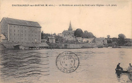 Chateauneuf Sur Sarthe      49         La Rivière En Amont Du Pont Et L'église          (voir Scan) - Chateauneuf Sur Sarthe