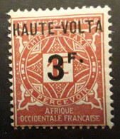 HAUTE VOLTA 1927 TAXE , Yvert No 10 , Surchargé 3 F Sur 1 F Brun Neuf * MH TB - Strafport