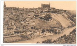 POSTAL   TOLEDO - ESPAÑA  -VISTA GENERAL CON EL TAJO  ( VUE GENERALE  AVEC RIO TAJO  - OVERVIEW  WHIT RIO TAJO ) - Toledo