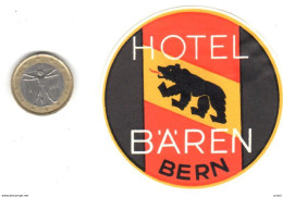 ETIQUETA DE HOTEL  -  HOTEL BAREN  -BERN  SUIZA  (SUISSE)  (CON CHARNELA) - Etiquettes D'hotels