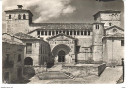 POSTAL    SANTILLANA DE MAR  -CANTABRIA  - FACHADA DE LA REAL COLEGIATA Siglo XII - León