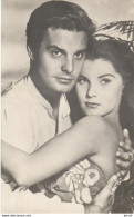 POSTAL   FOTOGRAFIA   DE LOS ACTORES  LUIS HAYWART Y DEBRA PAGET EN AVE DEL PARAISO - Photos