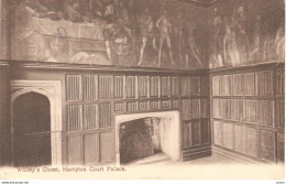 POSTAL    HAMPTON  -INGLATERRA  -COURT PALACE-WALSEY'S CLOSET - Middlesex