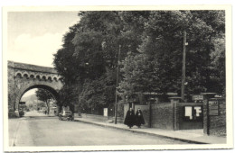 Beauraing - Le Lieu Des Apparitions Vue Extérieure - Beauraing