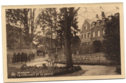 Beauraing - Le Pensionnat Et La Grotte - Beauraing