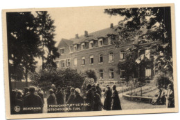 Beauraing - Le Pensionnat Et Le Parc - Beauraing