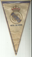 Rare Ancien Fanion  Foot  Real De Madrid - Habillement, Souvenirs & Autres