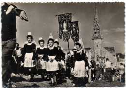 Jeunes De Bretagne - Jeunes Filles De Porzay En Costume Borleden Au Grand Pardon De St-Anne-la-Palud - Plonévez-Porzay