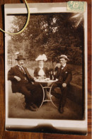 Carte Photo 1907 Trio Femme élégante Café Bistrot Cidre Bière Champagne CPA Ak Animée Print Vintage Bar Sur Aube - Caffé