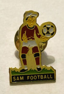 PINS SPORTS FOOTBALL SAM MERIGNAC GIRONDE 33 / 33NAT - Calcio