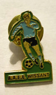 PINS SPORTS FOOTBALL AAEE WISSANT 62 PAS DE CALAIS  / 33NAT - Calcio