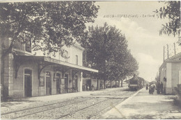 TB 30 – Aigues-Vives – La Gare (train) - Aigues-Vives