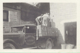 TB Photo Camion Villeneuve Les Avignon « D. Julian Messageries » - Automobiles