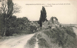 FRANCE - Cinq-Mars-La-Pile - Grande Route Sur Les Bords De La Loire En Face La Pile - Carte Postale Ancienne - Sonstige & Ohne Zuordnung