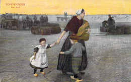 PAYS BAS - Scheveningen - Naar Huis - Femme Et Ses Enfants - Carte Postale Ancienne - - Scheveningen