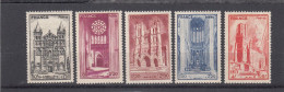 France - Année 1944 - Neuf** - N°YT 663/67** - Cathédrales - Unused Stamps