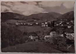 ARNEGUY ONDAROLES (64 Pyrénées Atlantiques) Et VALCARLOS (Espagne) - Vue Des Villages / Eglise / Montagne - Arnéguy