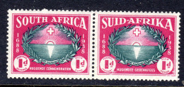 SOUTH AFRICA - 1939 HUGUENOT LANDING FUND 1d STAMP PAIR MNH ** SG 83 SOME INK ADHESION (2 SCANS) - Ongebruikt