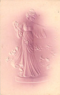 Fantaisie - Femme Avec Une Guirlande De Fleurs En Relief Rose - Carte Postale Ancienne - - Mujeres