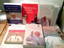 Konvolut: 6 Diverse Bände über Papst Franziskus. - Altri & Non Classificati