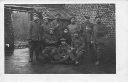 Carte-Photo Foto Groupe De Soldats Soldaten Deutschland Allemand 1915 - Oorlog 1914-18