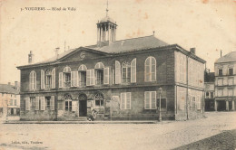 Vouziers * Place Et Hôtel De Ville * Mairie - Vouziers