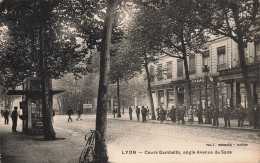 Lyon 3ème & 7ème * Cours Gambetta , Angle Avenue De Saxe * Débit De Tabac Tabacs TABAC * Kiosque Journaux - Lyon 3