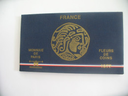 Coffret Serie FLEURS DE COINS 1977  **** EN ACHAT IMMEDIAT   **** - BU, BE & Coffrets