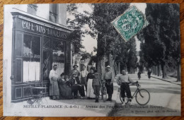 Neuilly Plaisance - Avenue Des Peupliers, Le Café-Restaurant Bouvet - Cyclistes - Neuilly Plaisance