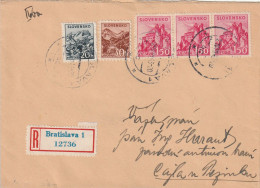 Slovaquie Lettre Recommandée Bratislava 1943 - Covers & Documents