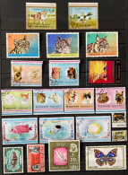 3.59 - E.A.U. - Collection 21 TP Lot 1964-76 Ajman Umm-al-Qiwain Animaux Chiens Chats Papillons Poissons Sport* Concorde - Other & Unclassified