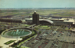QUEENS, NEW YORK, IDLEWILD, KENNEDY INTERNATIONAL AIRPORT, FOUNTAIN, CARS, PARKING, PANORAMA, UNITED STATES - Queens