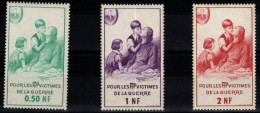 FRANCE - TIMBRES DE BIENFAISANCE YT N° 78 à 80" POUR LES P.T.T. VICTIMES DE LA GUERRE". Neuf** LUXE. Bas Prix. - Sellos De Guerra