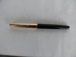 Vintage Wing Sung Fountain Pen Black Body Gold Cap Made In China #2026 - Penne