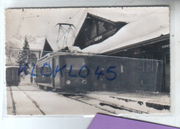 Suisse - Gare De GRYON  1175 M Sous La Neige - Gros Plan Locomotive Passagers Sur Le Quai De Gare - CPSM Glacée - Gryon