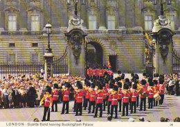 AK 173726 ENGLAND - London - Guards Band Leaving Buckingham Palace - Buckingham Palace