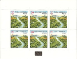 **A 680 Czech Republic EUROPA Alluvial Forests 2011 Hologram - 2011