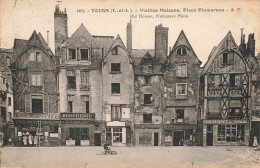 Tours * Place Plumereau , Les Vieilles Maisons * Boucherie LEPLAT * Commerces Magasins - Tours