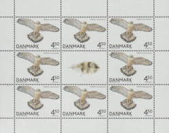 Denmark Danemark Danmark 2004 Birds Falcon Kestrel Limited Edition Minisheet Of 8 Stamps And Label Mint - Blocks & Kleinbögen