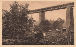 Thouars * Le Viaduc * Pont , Ligne Chemin De Fer - Thouars