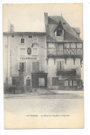 COURPIERE  (cpa 63)  La Place De L'Eglise - CHAMBRIARD - - Courpiere