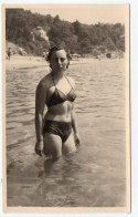 Baigneuse. Carte Photo. 1951 - Rayol-Canadel-sur-Mer