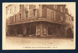 70. Gray. Place De L' Hôtel De Ville. Magasin De Confections P. Brésard. 1939 - Gray