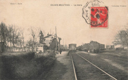 Gujan Mestras * La Gare * Train Wagons Locomotive Machine * Ligne Chemin De Fer Gironde - Gujan-Mestras