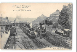 CPA 51 Esternay La Gare La Voie Les Rotondes Train - Esternay