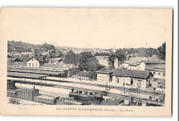 CPA 51 Sainte Ste Menehould La Gare Train - Sainte-Menehould