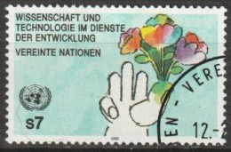 UNO Wien 1992 MiNr.136 O Gestempelt Hand Mit Blumenstrauß ( 3139)  Günstige Versandkosten - Used Stamps