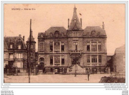 . HALANZY ..-- Hôtel De Ville . 1926 Vers RULLES ( Melle Joséphine GILLET ) . Voir Verso . - Aubange