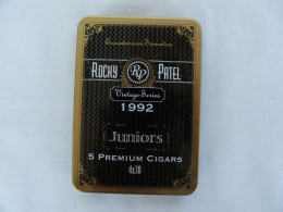 Empty Tin Cigar Box Rocky Patel Juniors 1992 Vintage Series #2095 - Etuis à Cigarettes Vides