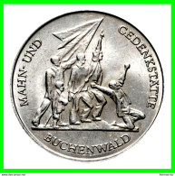 ( GERMANY DDR ) REPUBLICA DEMOCRATICA DE ALEMANIA  MONEDA DEL AÑO 1972  DE 10.00 ( BUCHENWALD MEMORIAL ) KM-38 - 10 Marchi